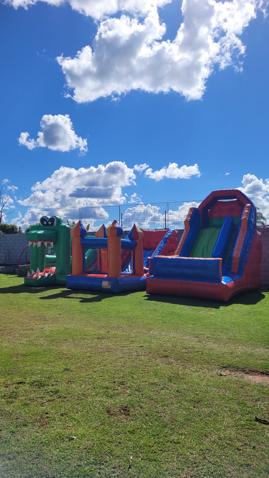 Brinquedos infláveis Aventuras Infláveis